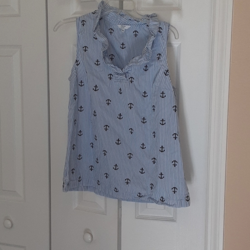 Crown & Ivy Nautical top large (Belk dept store)